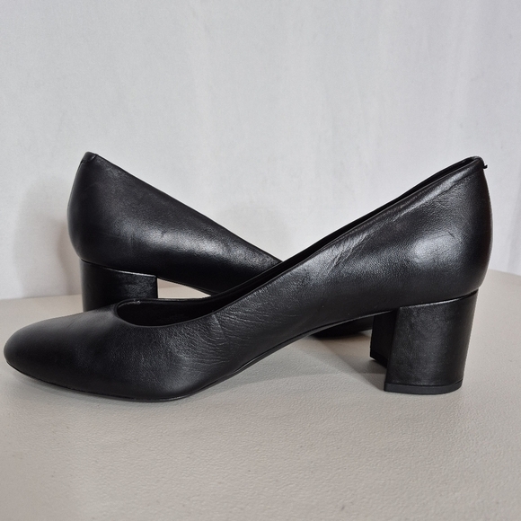 Easy-Spirit Evolve Black Leather Almond Toe Block Heel Pumps - NWOB - Size - 10 - Picture 2 of 13